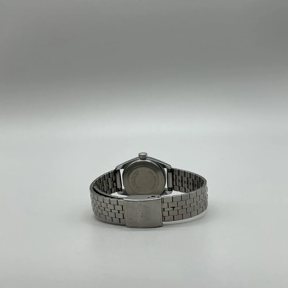 Vintage Timex Womens Watch 23mm Cream Dial Date Silver Tone Wind Bracelet
